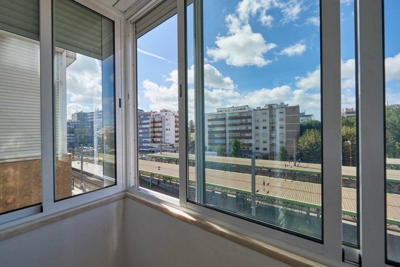 In Bed With Lisbon 4E Apartment Amadora Exterior photo