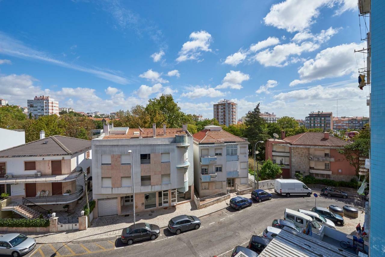 In Bed With Lisbon 4E Apartment Amadora Exterior photo